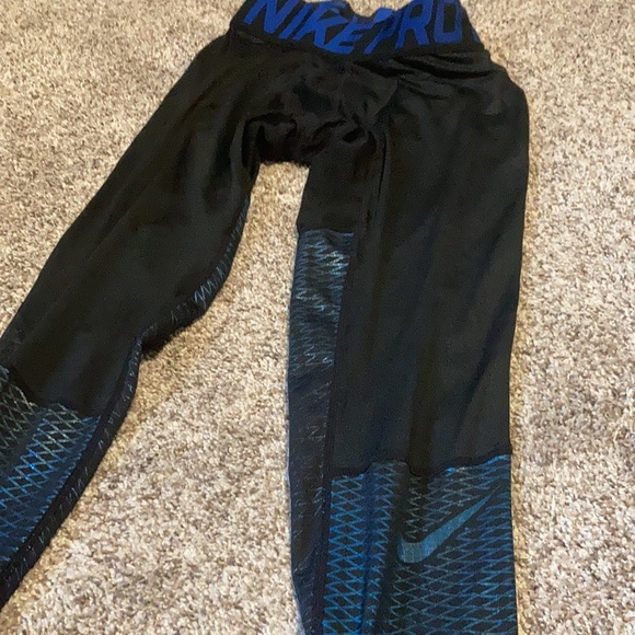 Nike compression tights - Picture 2 of 5